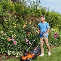 Black & Decker BLACK+DECKER BCMW3318N-XJ Grasmaaier - 18V - 33cm - Excl. Accu & Lader -Tuingereedschaps Winkel 1200x1200 392