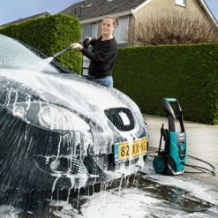 VONROC Hogedrukreiniger V18-2 1800W – 140 Bar – 420 L/h – Incl. 8m Slang, Geïntegreerde Reinigingsmiddelen Tank, Terrasreiniger, Spuitstukken En Accessoires -Tuingereedschaps Winkel 1200x1200 798