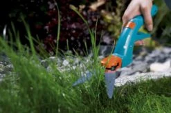 GARDENA Classic Grasschaar - Draaibaar 360° -Tuingereedschaps Winkel 1200x798 6