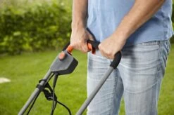 GARDENA - Powermax 32 - Grasmaaier (gemotoriseerd) - Maaibreedte 32 Cm - Gazons Tot 200 M2 -Tuingereedschaps Winkel 1200x799 120