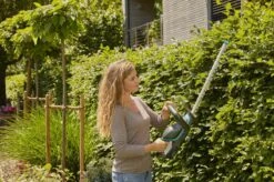 GARDENA - ComfortCut 50/18V-P4A Ready-To-Use Set - Heggenschaar 27 GARDENA - ComfortCut 50/18V-P4A Ready-To-Use Set - Heggenschaar -Tuingereedschaps Winkel 1200x799 74