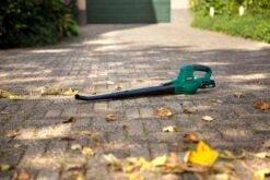 VONROC Accu Bladblazer – VPower 20V – 2 Standen – Max. Blaassnelheid 190km/u – Incl. Accu En Oplader -Tuingereedschaps Winkel 1200x800 120