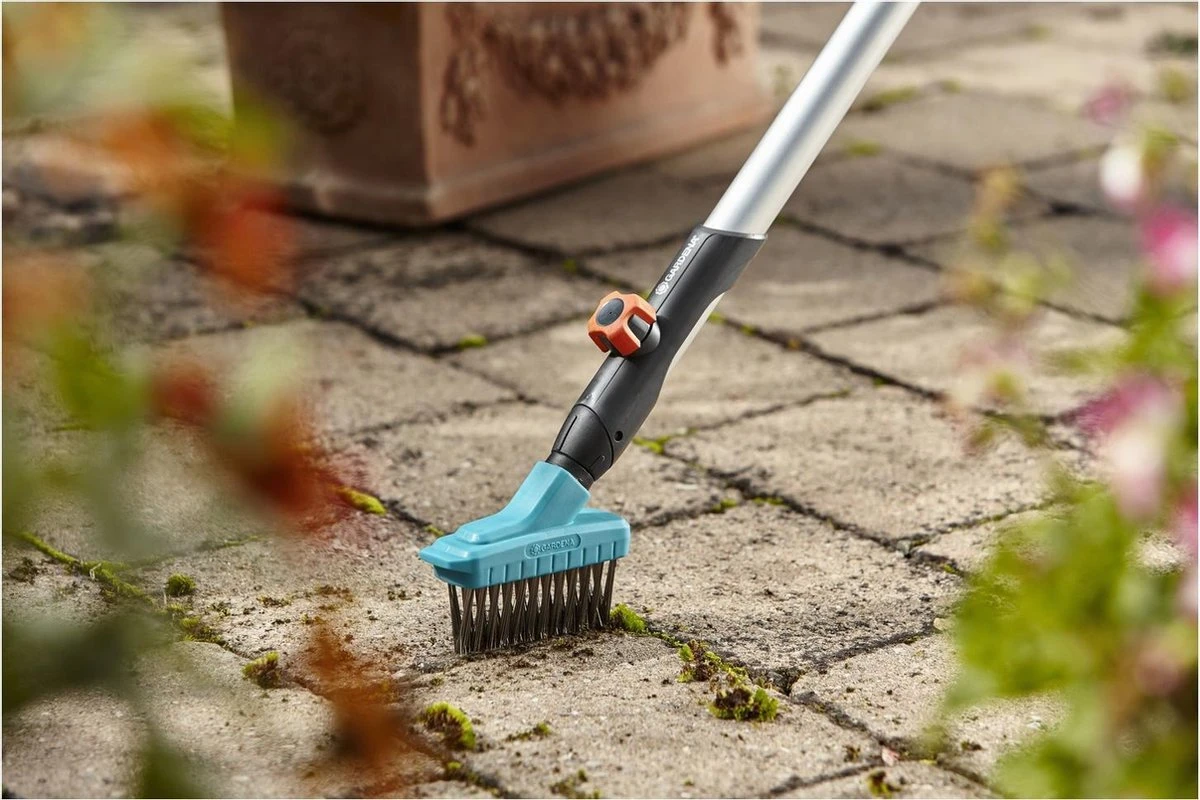 GARDENA Combisysteem Voegenborstel M Metaal - Aanbevolen Steellengte 130 /150 Cm 7 GARDENA Combisysteem Voegenborstel M Metaal - Aanbevolen Steellengte 130 /150 Cm - Afbeelding 5