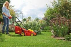 WOLF-Garten A 340 E Elektrische Grasmaaier - 1400 W - 34 Cm Maaibreedte - 30 Liter Opvangbak - Centrale Hoogte-instelling -Tuingereedschaps Winkel 1200x801 11