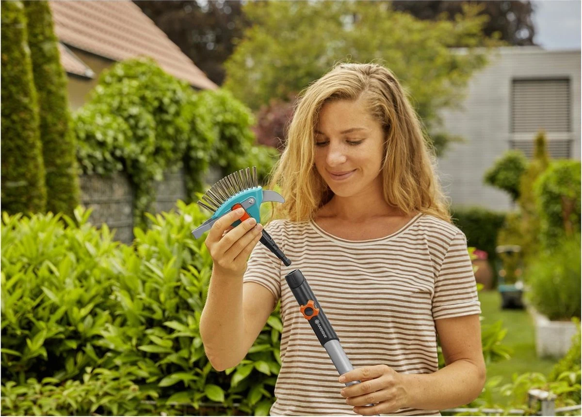 Gardena Voegenkrabber 3-in-1 Combisysteem 23,5 X 13,4 Cm Blauw 12 Gardena Voegenkrabber 3-in-1 Combisysteem 23,5 X 13,4 Cm Blauw - Afbeelding 10