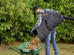 Black & Decker BLACK+DECKER BEBLV301 Bladblazer - Blaas En Zuigfunctie - Rugzak Als Opvangzak 24 Black & Decker BLACK+DECKER BEBLV301 Bladblazer - Blaas En Zuigfunctie - Rugzak Als Opvangzak -Tuingereedschaps Winkel 1200x900 13