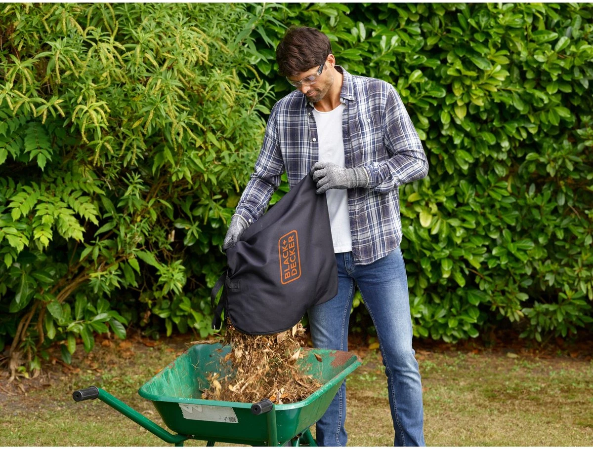 Black & Decker BLACK+DECKER BEBLV300SB-QS Bladblazer - 404 Km/u - 3000W - Zuig-/blaasfunctie - Gesnoerd 12 Black & Decker BLACK+DECKER BEBLV300SB-QS Bladblazer - 404 Km/u - 3000W - Zuig-/blaasfunctie - Gesnoerd - Afbeelding 10