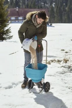 GARDENA Strooiwagen XL Strooikar - 800m2 - 18 Liter -Tuingereedschaps Winkel 799x1200 42