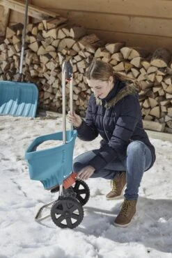 GARDENA Strooiwagen XL Strooikar - 800m2 - 18 Liter -Tuingereedschaps Winkel 799x1200 43