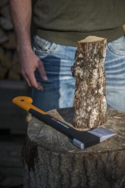 Fiskars Kloofbijl X11 - S - 44 Cm 13 Fiskars Kloofbijl X11 - S - 44 Cm -Tuingereedschaps Winkel 801x1200 9