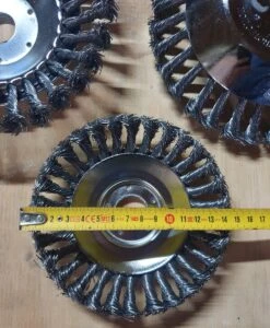 Onkruidborstel Voor Bosmaaier | 150mm /15 Cm Staalborstel Nieuw | Universele Onkruidborstel 150 Mm - Onkruidverwijderaar - Voegenborstel - Grastrimmer 17 Onkruidborstel Voor Bosmaaier | 150mm /15 Cm Staalborstel Nieuw | Universele Onkruidborstel 150 Mm - Onkruidverwijderaar - Voegenborstel - Grastrimmer -Tuingereedschaps Winkel 988x1200 5